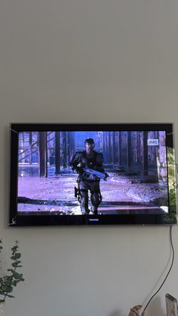 Toshiba TV 45 inches