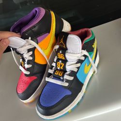 NIKE JORDAN AIR : SIZE 4Y