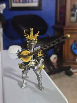 Plastoy 4" Medieval Dragon Knight figure with a black and gold lance.