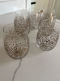 6 stemless crate and barrel festive wine glasses