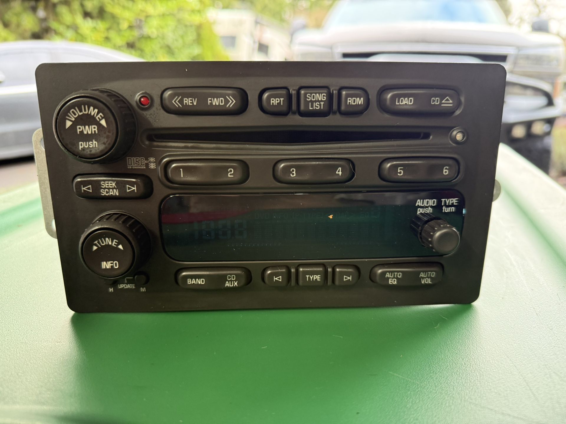 Stock 07 Silverado Stereo 