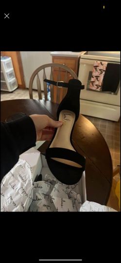 Lulu’s Size 7 Black 2.5” Heels, Brand New In Box