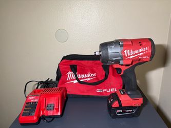 M18 FUEL Brushless 1/2 in. Impact Wrench kit - 2967-21B