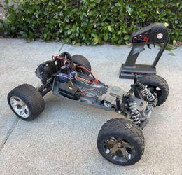 Traxxas Rustler 2WD XL5 Electric RC Car
