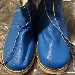 New Winter  Boots sz 8