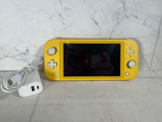 Nintendo Switch Lite handheld gaming console  (A1G011412)