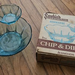 Vintage New Old Stock Anchor Hocking Swedish Modern Aquamarine 3 Piece Chip And Dip Set In Original Box