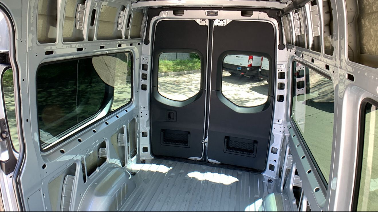 Sprinter 2500 144” 2023 - Looking for Interior