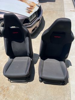 Subaru seats