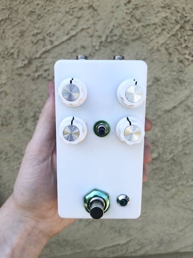 JEXT TELEZ WHITE PEDAL BEATLES FUZZ