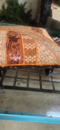 Small ottoman