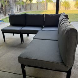 Brand new 5 piece sectional couch 