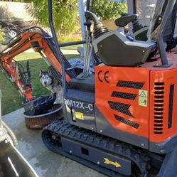 AGT Industrial DM12X-C 1 Ton, Upgraded Mini Excavator