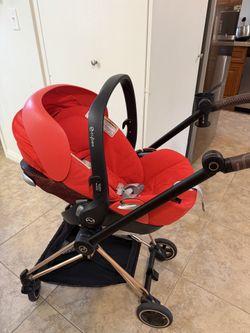 Cybex mios frame  Cybex cloud q car seat