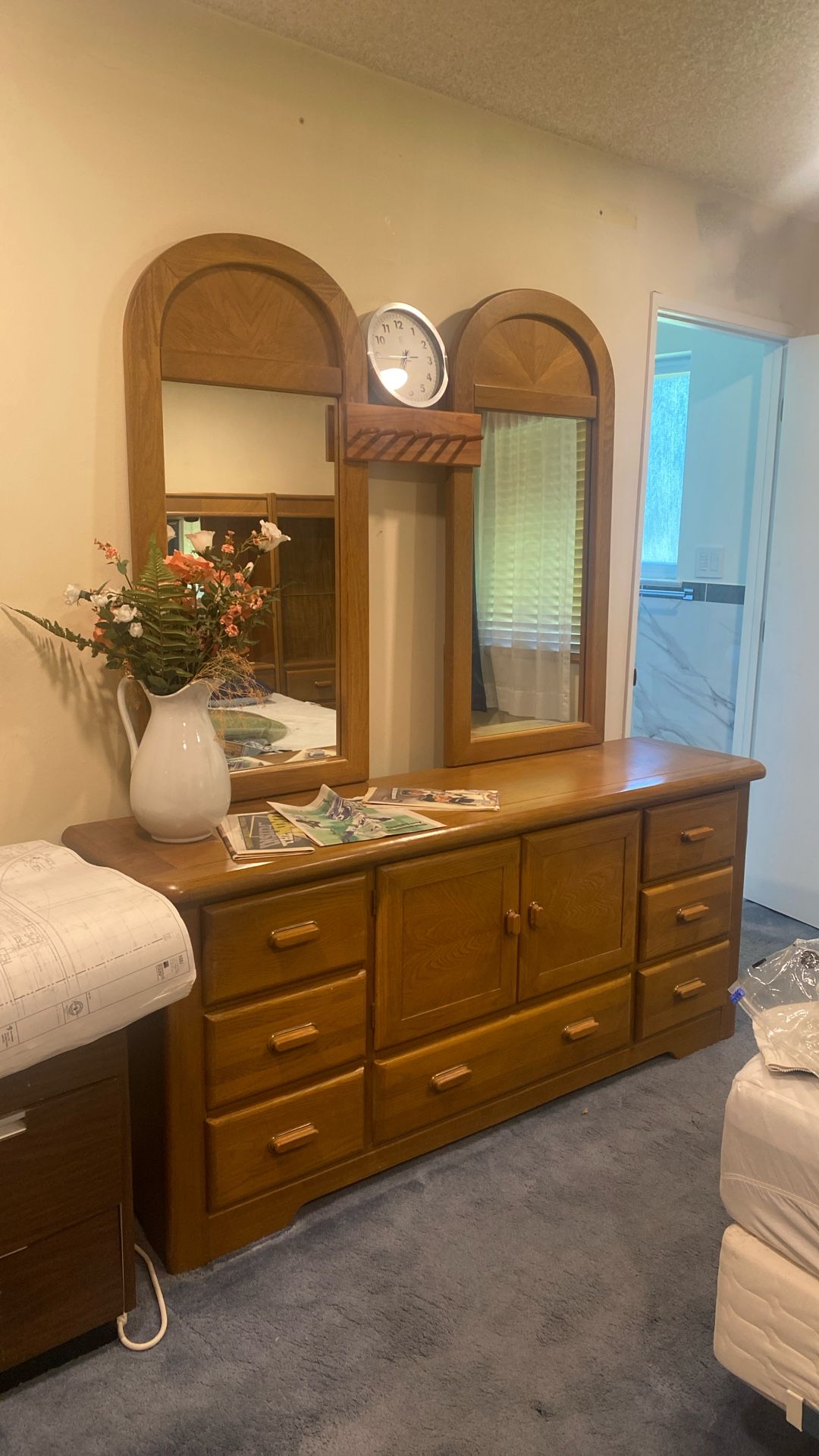 Queen Size Bedroom Set