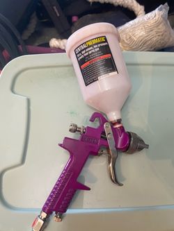 20 oz gravity feed paint sprayer gun.