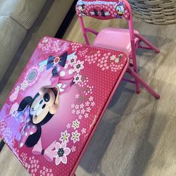Minnie Mouse table