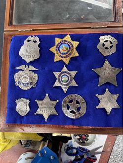 BADGES
