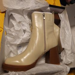 NINE WEST BOOTS SIZE 8