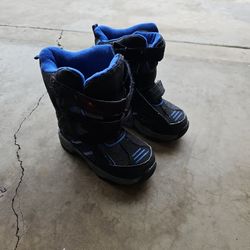 Kids Snow Boots. Size 12