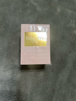 Valentino Donna Eau de Parfum Spray 3.4 fl oz / 100 ml Regular Size