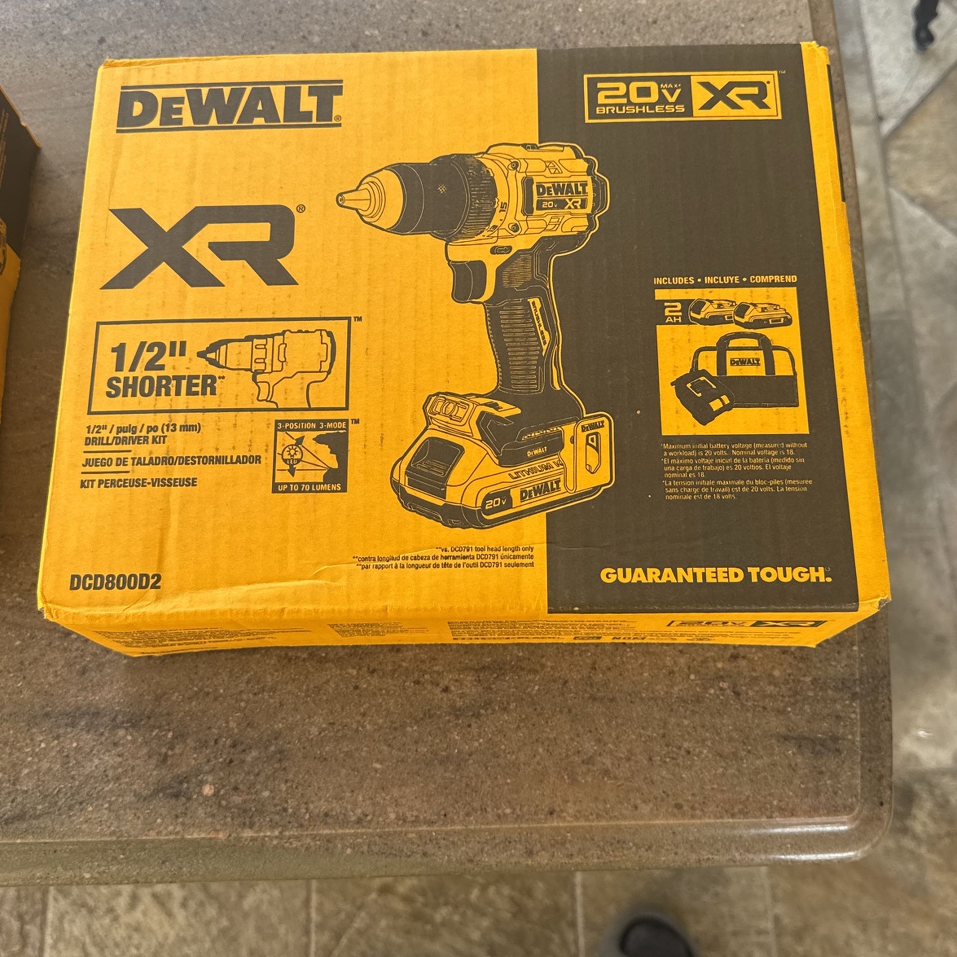 DeWalt 20V 1/2” Shorter drill/Driver kit