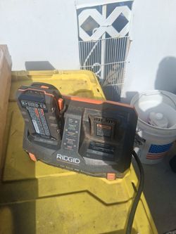 RIGID DUAL BATTERY CHARGER AND BATTERY