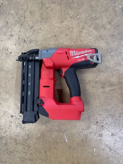 Milwaukee Brad Nailer