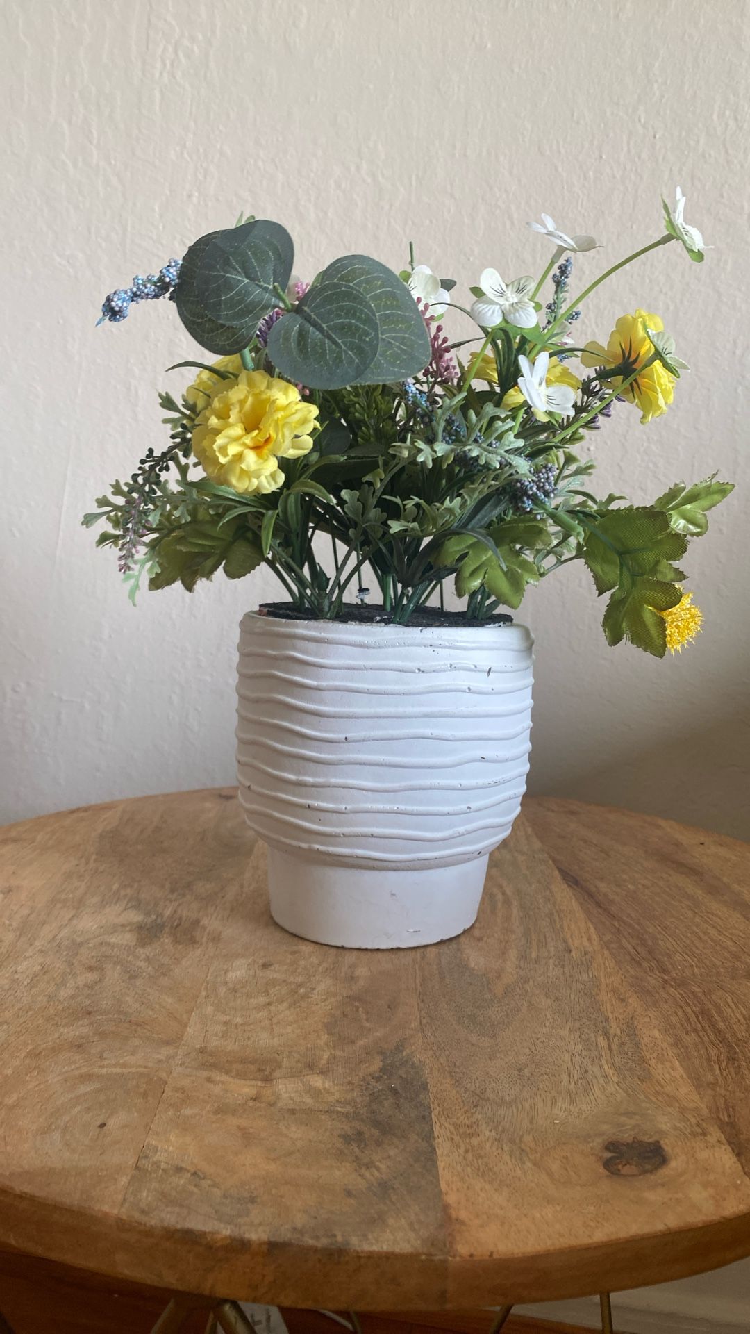 Plastic Flower Pot