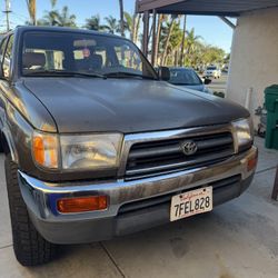 Toyota 4 Runner SR5