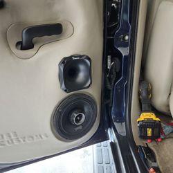 DS18 Speakers