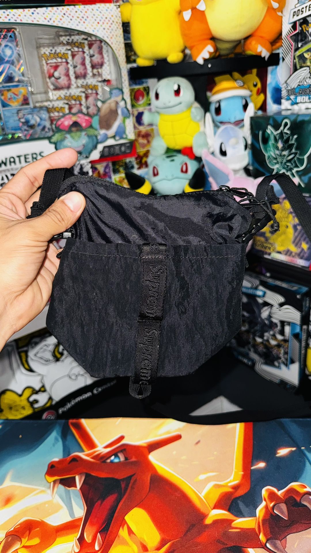 Supreme Neck Pouch FW22