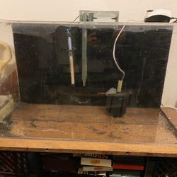 46 Gallon Plexiglass Fish Tank