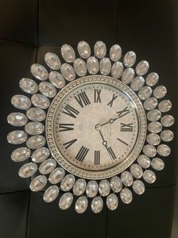 Decoration only crystal clock