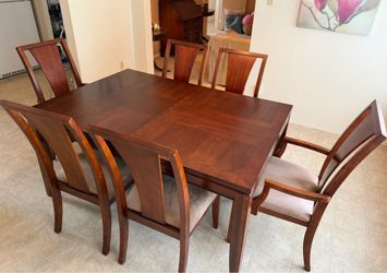 Dining Table & 6 Chairs – Walnut Finish