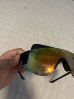 Alo Yoga Speed Sunglasses for Sale in Irwindale, CA - OfferUp