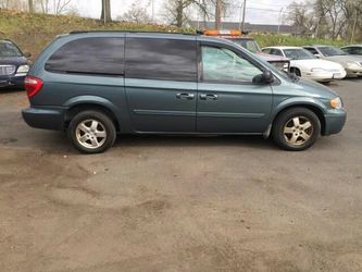 05 Dodge Caravan