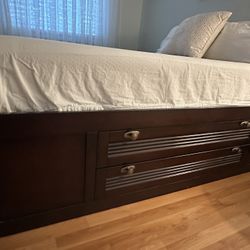 Full Size Bedroom Set 