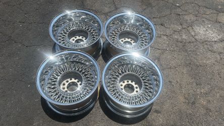 Chrome 13x7 Inch bolt on wire wheels for 4 Lug cars, Chevy, Ford, and Imports