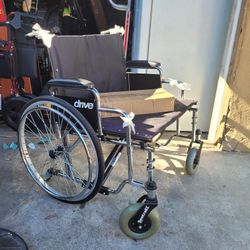 DRIVE OBESE OVERSIZED WHEELCHAIR 26" WIDTH ELEVATED LEGREST CAPACITY 700 LBS HEAVY DUTY