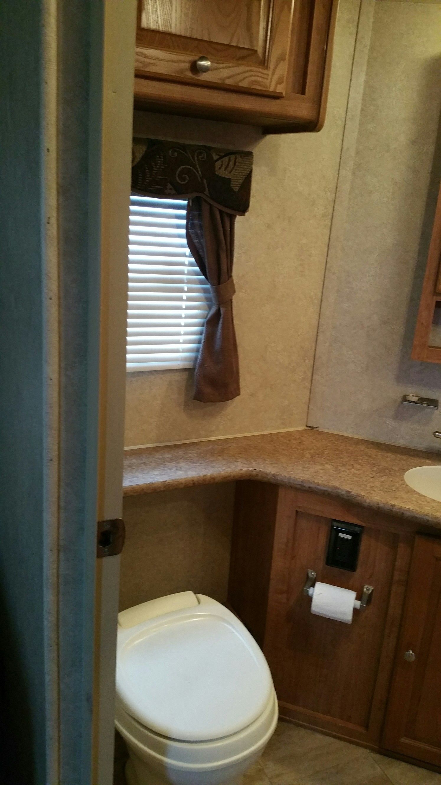 30 foot 2 bedroom bumperpull RV for Sale in Aransas Pass, TX OfferUp