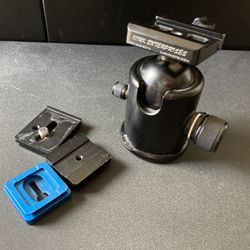 Kirk BH1 ball head for video or photography.