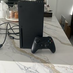 Xbox Series X 1Tb With Controller And Cables