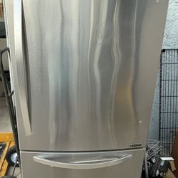 LG Refrigerator 