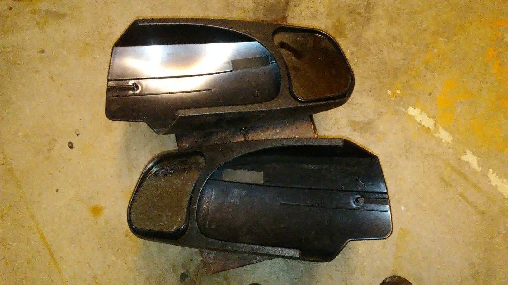 Towing mirrors