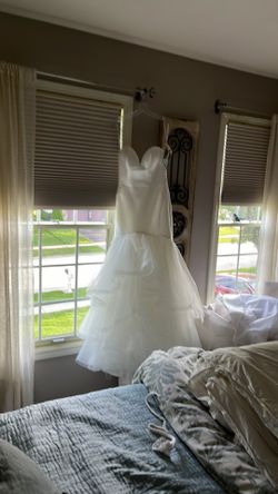 Essence Of Australia New Bridal Gown Thumbnail