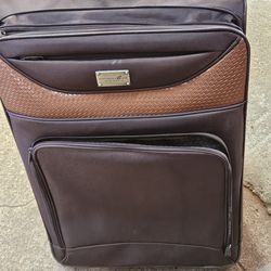 Maleta grande. ARLINGTON TX