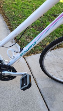 schwinn bicycle voyageur