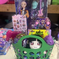 Ester basket for sale !!!