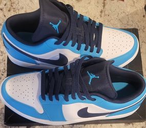 Jordan 1 Low Men's Size 10.5 ( UNC )Powder Blue White